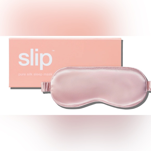 BNIB Slip Silk pillowcase and sleep mask set petal pink - Picture 4 of 7